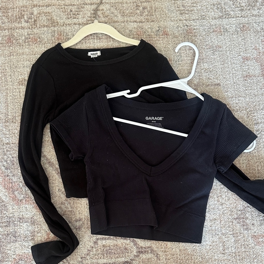 Garage Black Women's Tops Set
